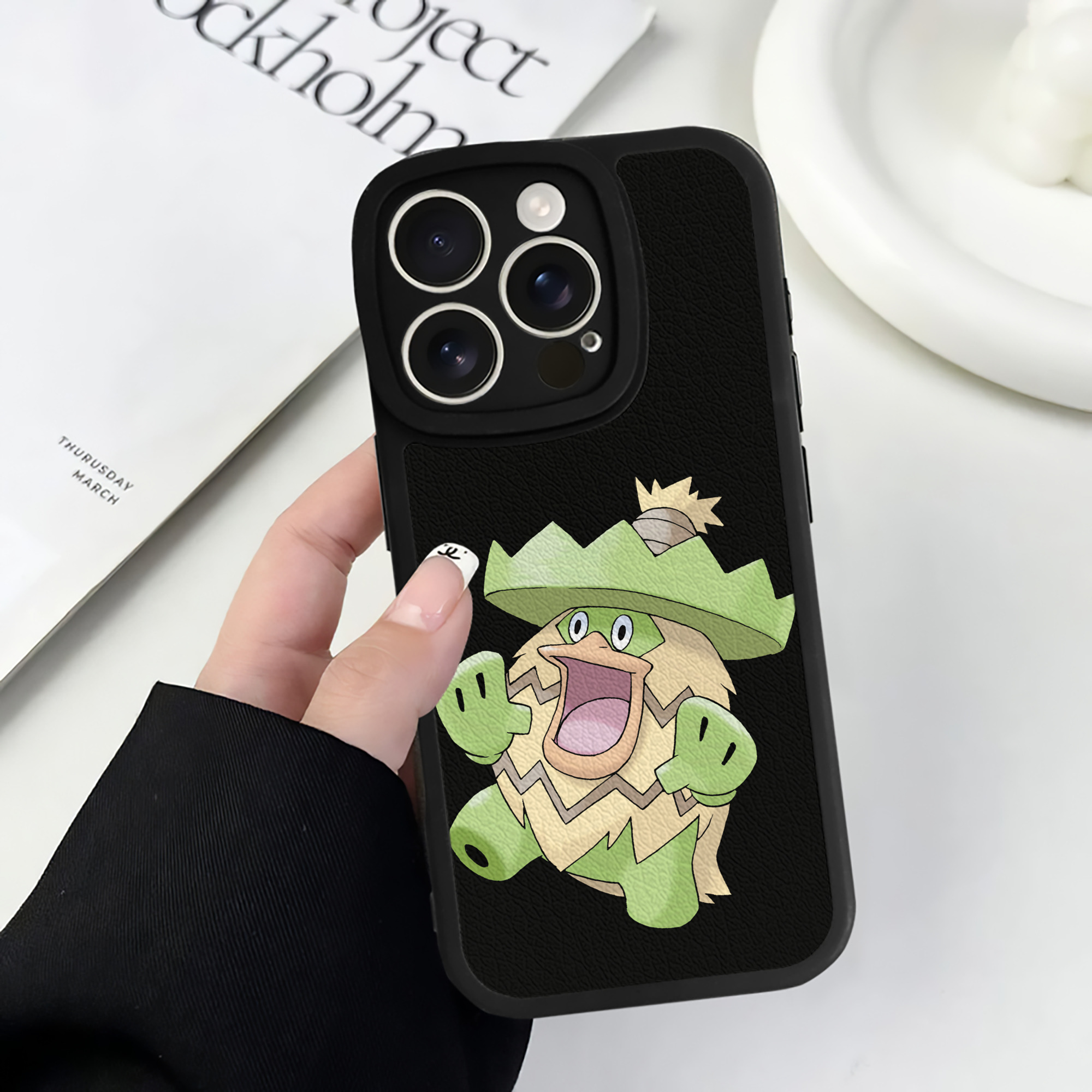 （画像用） ポケットモンスター Pokémon 【iPhone 16シリーズ対応】シリコンスマホケース（レザー調） 材質：シリコン
